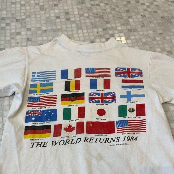 Vintage 1984 Olympic Countries Flags T-shirt - Picture 3 of 9